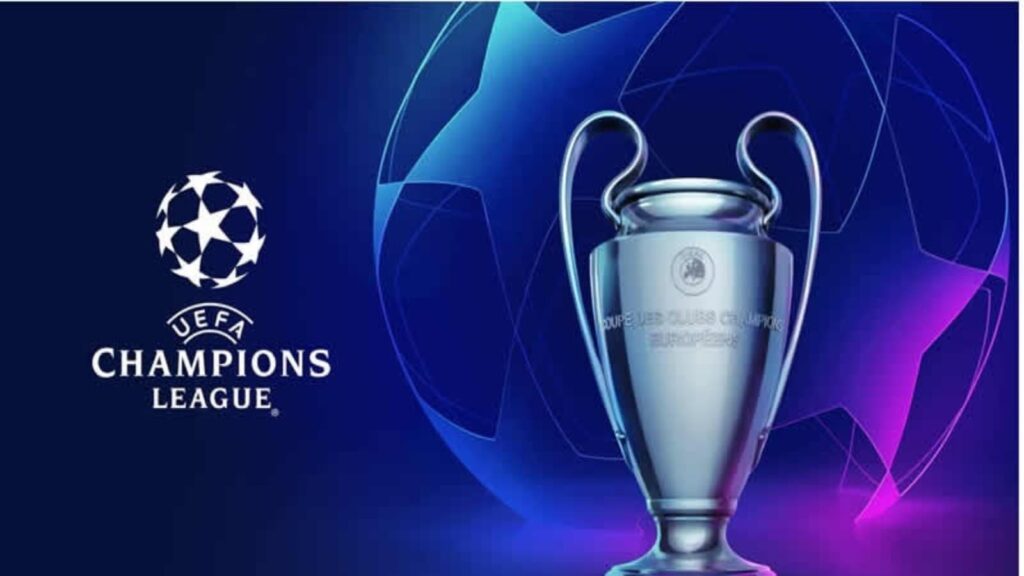 UEFA Champions League trofæ på blå baggrund